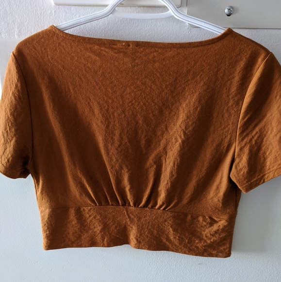 Crop top v neck - Picture 3 of 3